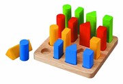 Развивающая деревянная игрушка Геометрический сортер PLAN TOYS