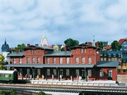 Сборная модель Строение для железной дороги Вокзал Neupreussen 1:87 HO Auhagen 11380