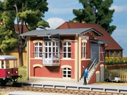 Сборная модель Строение для железной дороги Диспетчерский пункт OSCHATZ 1:87 HO Auhagen 11411