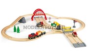 BRIO Деревянная железная дорога с автодорогой переездом и мостом Подарочный набор БРИО 33103