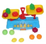 Игрушечные весы с овощам и фруктами для игры в магазин 53787 Полесье