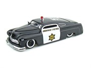 Коллекционная металлическая модель машины 1951 Mercury Highway Patrol 1:24