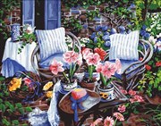 Картина с алмазными стразами на холсте В саду