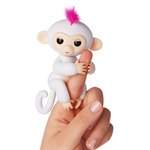 Интерактивная обезьянка Fingerlings София белая WowWee