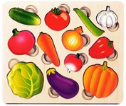 Развивающая доска "Овощи" с разрезными вкладышами внутри Нескучные игры