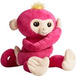 Обезьянка-обнимашка Fingerlings Hugs интерактивная ручная игрушка повторюшка розовая Wowwee